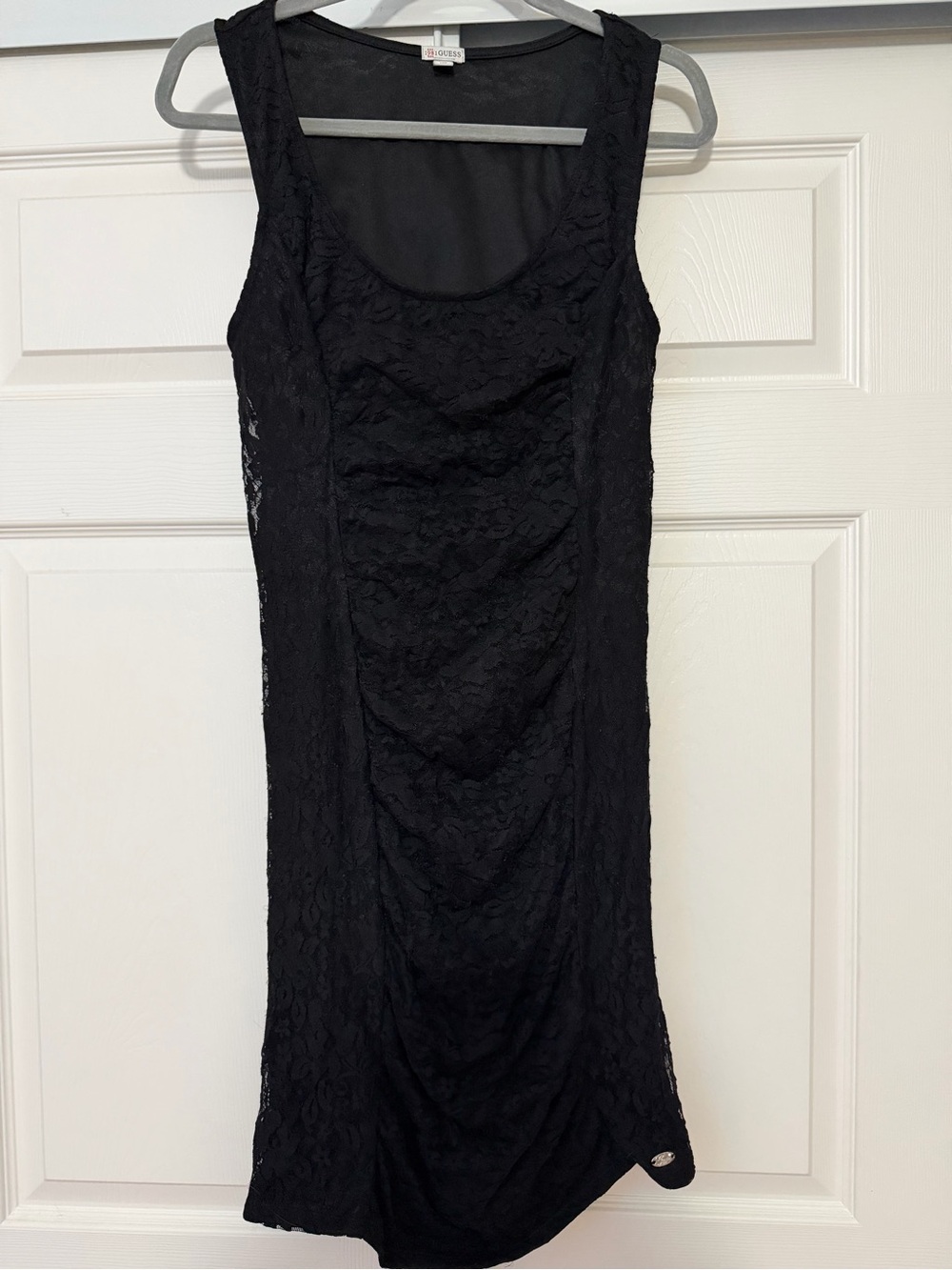 GUESS Black Floral Lace Ruched Bodycon Mini Dress - Silver Logo - Size Large